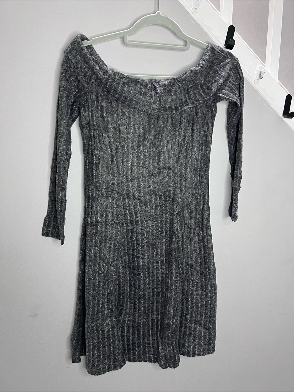 0104: Off-Shoulder Ribbed Knit Long Sleeve Mini Dress - Black/Charcoal Gray